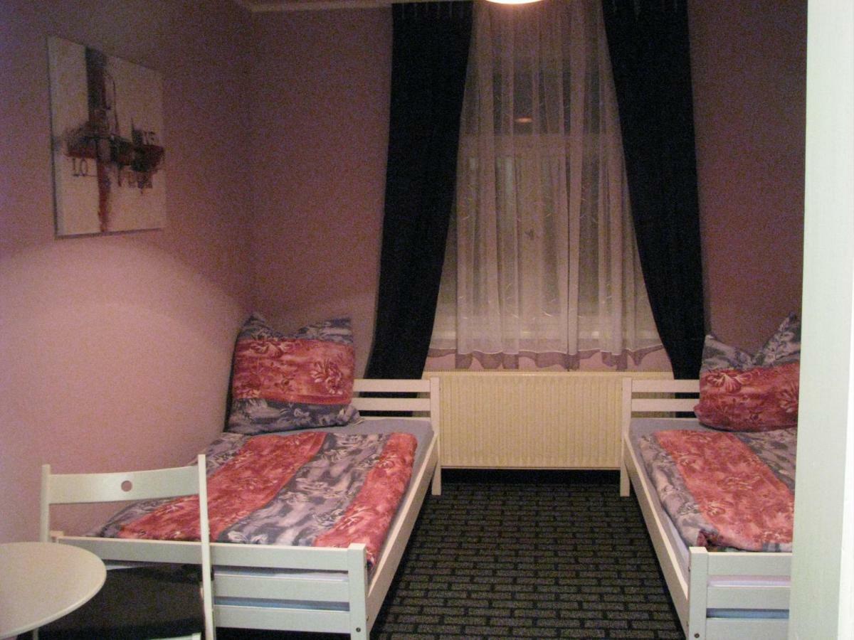 Ferienwohnung Charlett Dresden Exteriör bild